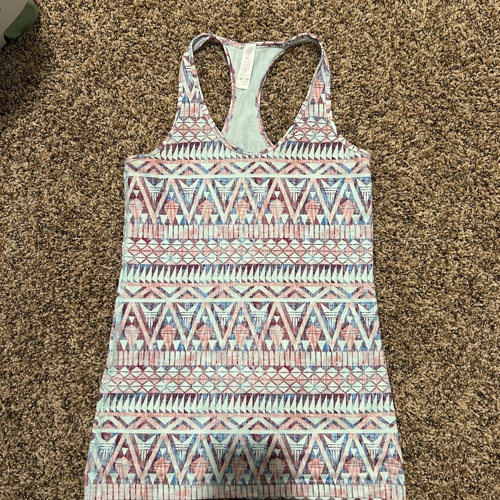 lululemon Patterned Tank Top (ivivia size 14 would fit Lulu 2-4)
